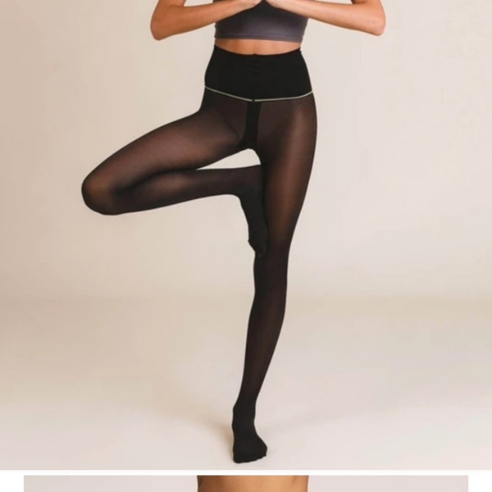 NWT❗️Sheertex Classic Sheer Black Tights